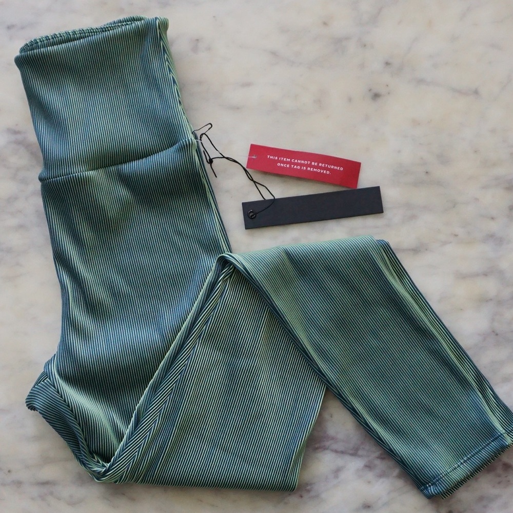 Carbon38 Two-Tone Ribbed 7/8 Leggings